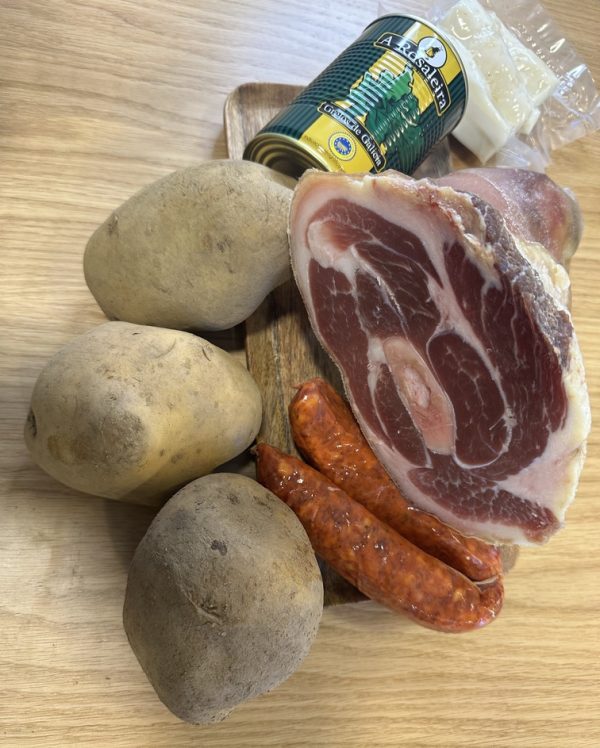 PACK “TRADICIÓN” LACÓN CON GRELOS